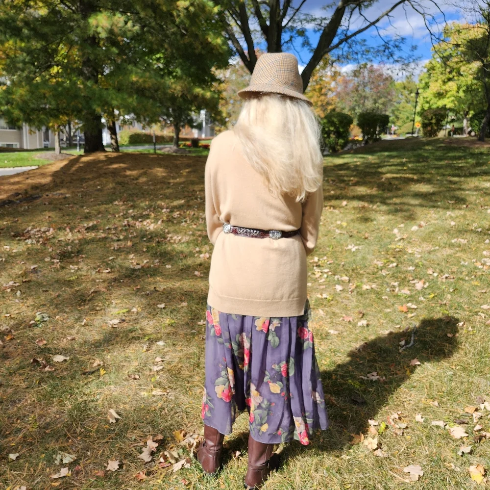 Tory Burch Pro Cleaned Large Cashmere Sweater and Medium Vintage Skirt, $78
